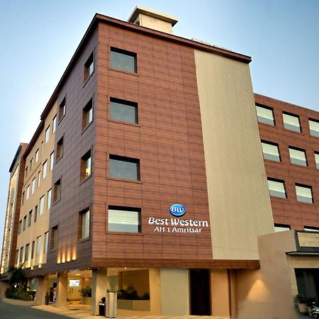 Best Western Ah1 Amritsar Bagian luar foto