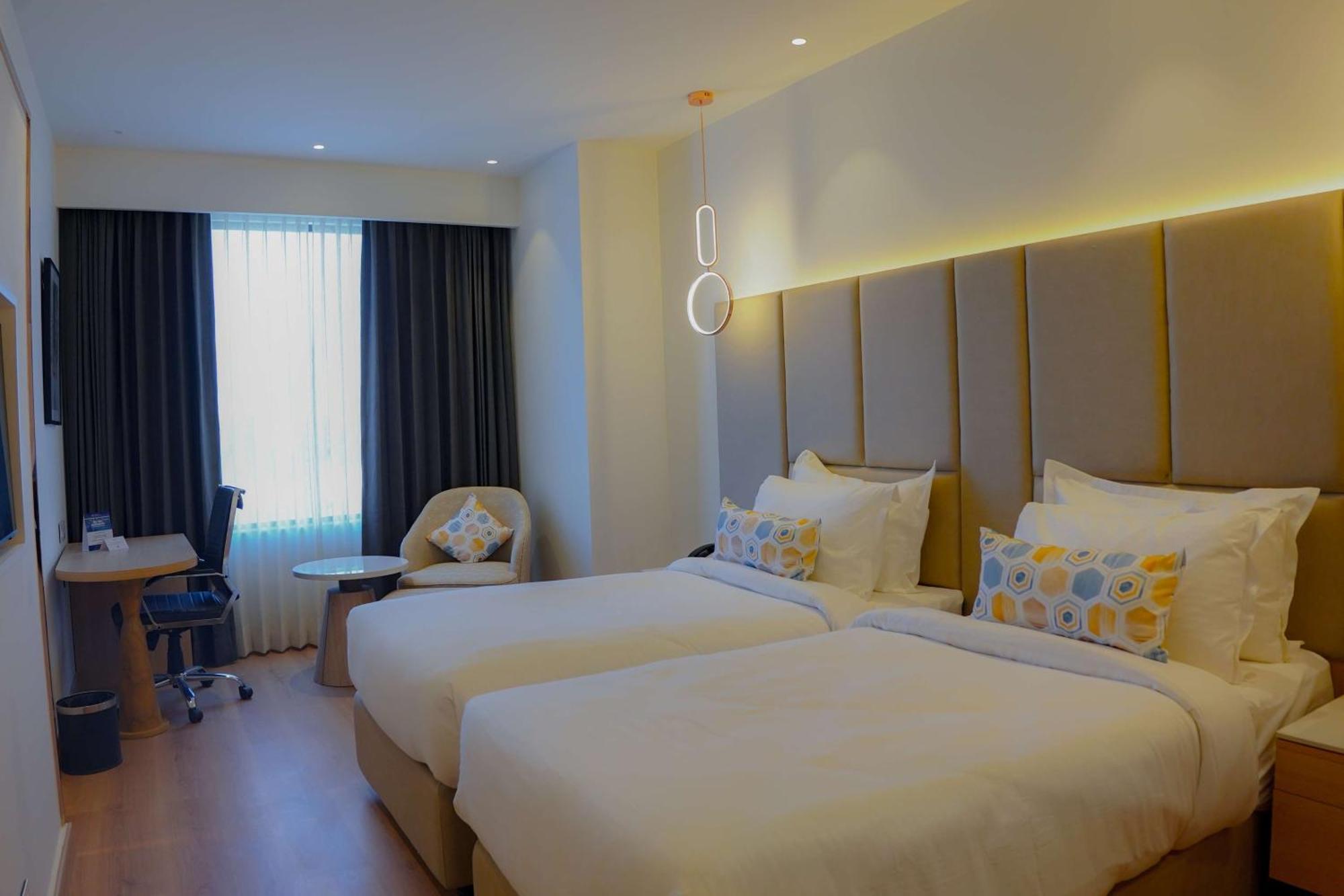 Best Western Ah1 Amritsar Bagian luar foto
