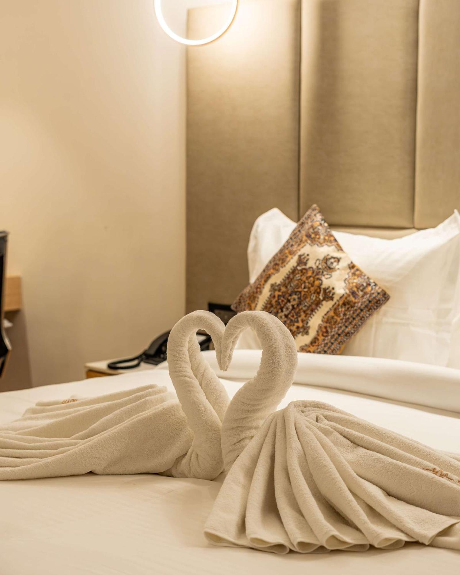 Best Western Ah1 Amritsar Bagian luar foto